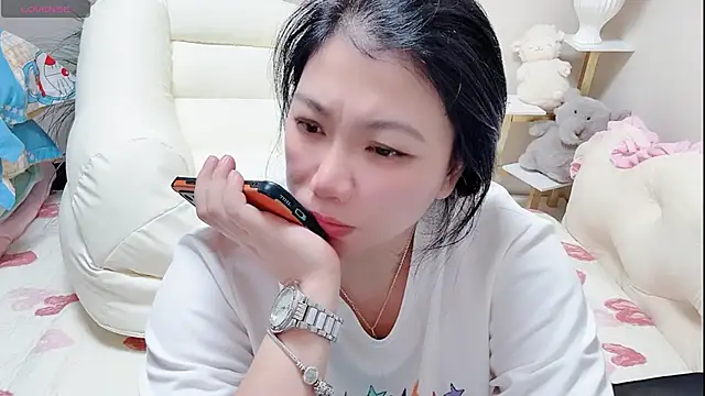 Snapshot of Huanhuan- chatting on June 3, 2026, 4:33 pm Huanhuan- online show from June 3, 2026, 4:33 pm