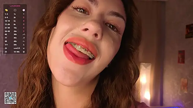 Snapshot of KeilaJeschon chatting on October 27, 2025, 4:24 am KeilaJeschon online show from October 27, 2025, 4:24 am