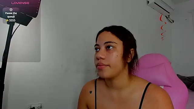 Snapshot of vanelope_smith chatting on November 20, 2025, 11:58 pm vanelope smith online show from November 20, 2025, 11:58 pm