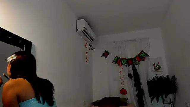 Snapshot of vanelope_smith chatting on October 24, 2025, 10:09 pm vanelope smith online show from October 24, 2025, 10:09 pm