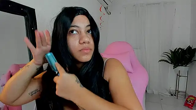 Snapshot of vanelope_smith chatting on November 22, 2025, 12:32 am vanelope smith online show from November 22, 2025, 12:32 am