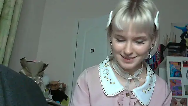 Paradoxy  online show from December 1, 2025, 8:42 pm