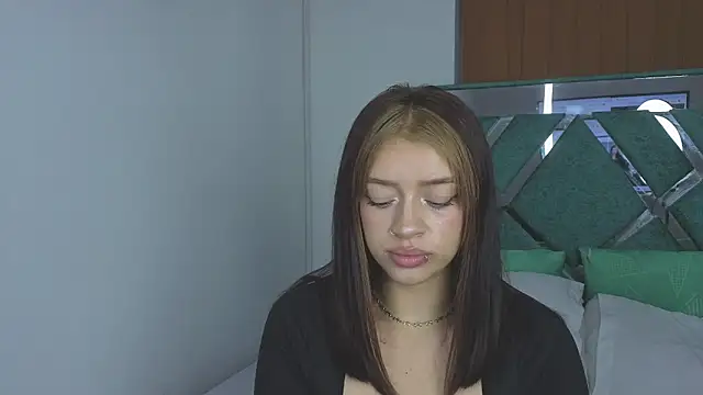 lissastone online show from December 2, 2025, 7:04 pm