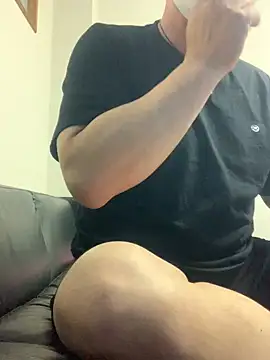 Snapshot of mj-story chatting on October 16, 2025, 2:14 pm mj-story online show from October 16, 2025, 2:14 pm