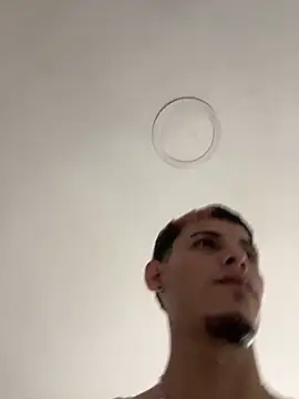 Snapshot of Pingasaboy20 chatting on December 16, 2025, 1:04 pm Pingasaboy20 online show from December 16, 2025, 1:04 pm