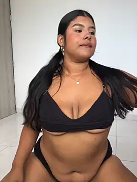 AnaBrowmn online show from November 8, 2025, 6:22 pm