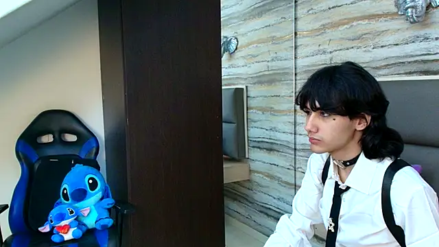 Lovers 21 online show from December 21, 2025, 4:25 am