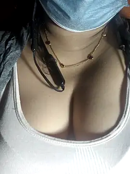 miss kheyali online show from October 19, 2025, 7:49 pm