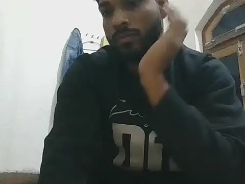 Snapshot of Raw12499 chatting on November 19, 2025, 2:39 pm Raw12499 online show from November 19, 2025, 2:39 pm