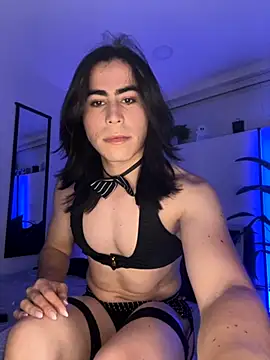 emilycolte online show from October 26, 2025, 12:44 am