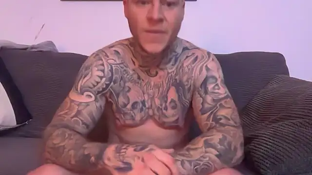 TeasySam online show from October 22, 2025, 9:57 pm