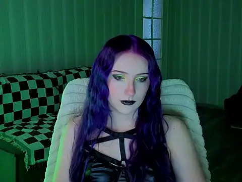 Snapshot of violet-siren-x chatting on June 16, 2026, 11:54 am violet-siren-x online show from June 16, 2026, 11:54 am