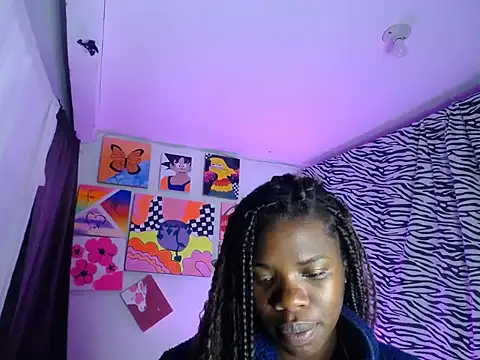 Snapshot of Nahomyyy chatting on November 30, 2025, 2:01 am Nahomyyy online show from November 30, 2025, 2:01 am