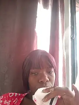 Snapshot of Nahomyyy chatting on October 28, 2025, 12:15 pm Nahomyyy online show from October 28, 2025, 12:15 pm