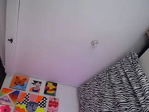 Snapshot of Nahomyyy chatting on December 1, 2025, 11:33 am Nahomyyy online show from December 1, 2025, 11:33 am