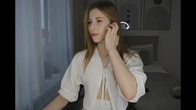 magnificent Destiny online show from November 11, 2025, 11:38 am