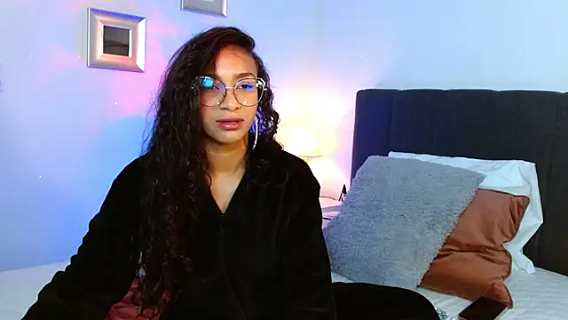 SashaBowei online show from November 30, 2025, 1:39 am