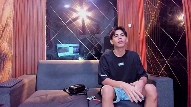 Stiben boy online show from November 12, 2025, 12:53 pm