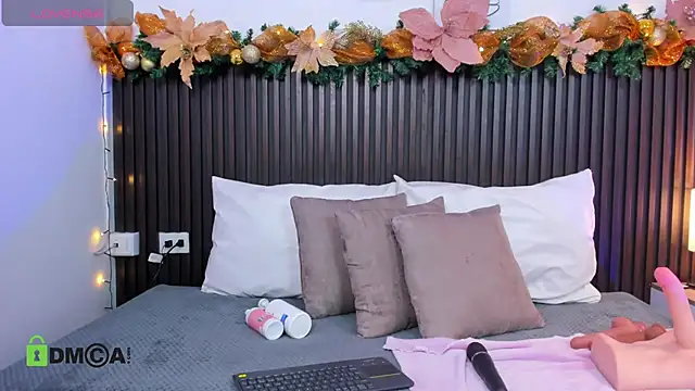 Snapshot of alahia_mellers chatting on December 15, 2025, 4:07 am alahia mellers online show from December 15, 2025, 4:07 am