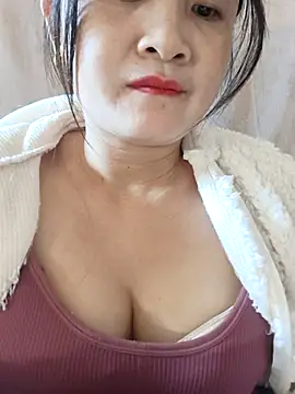 Snapshot of Paul-paul11 chatting on November 28, 2025, 2:34 am Paul-paul11 online show from November 28, 2025, 2:34 am