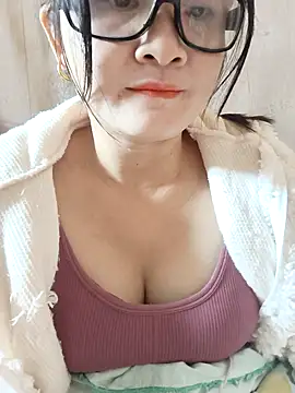 Snapshot of Paul-paul11 chatting on November 25, 2025, 2:01 am Paul-paul11 online show from November 25, 2025, 2:01 am