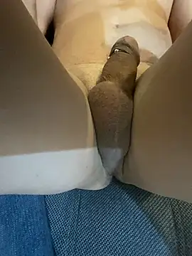 Snapshot of curychumon chatting on October 19, 2025, 1:36 pm curychumon online show from October 19, 2025, 1:36 pm