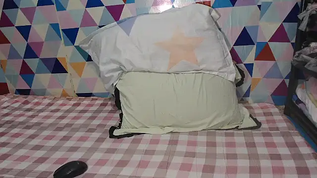 sassyerica69 online show from November 5, 2025, 8:17 am