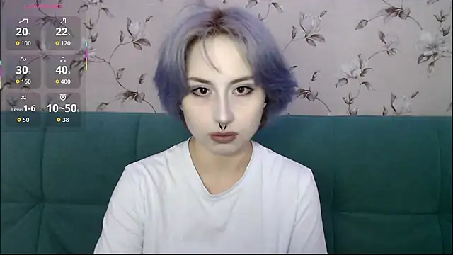 Snapshot of LeisaHopperstad chatting on July 22, 2026, 9:44 am LeisaHopperstad online show from July 22, 2026, 9:44 am