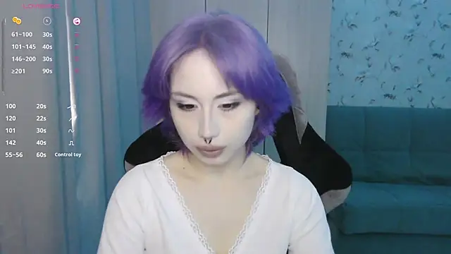 Snapshot of LeisaHopperstad chatting on June 5, 2026, 2:01 pm LeisaHopperstad online show from June 5, 2026, 2:01 pm