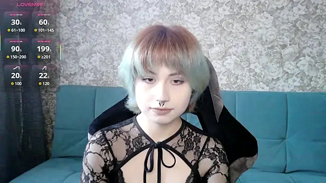 Snapshot of LeisaHopperstad chatting on April 28, 2026, 12:09 pm LeisaHopperstad online show from April 28, 2026, 12:09 pm