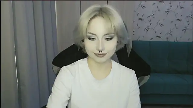 Snapshot of LeisaHopperstad chatting on June 29, 2026, 4:39 pm LeisaHopperstad online show from June 29, 2026, 4:39 pm
