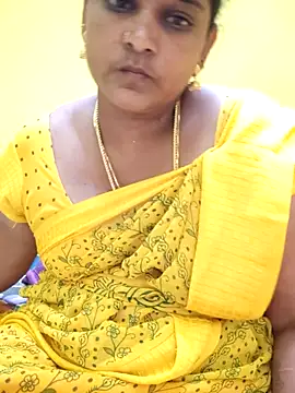 Snapshot of navyasree143 chatting on October 28, 2025, 5:29 am navyasree143 online show from October 28, 2025, 5:29 am