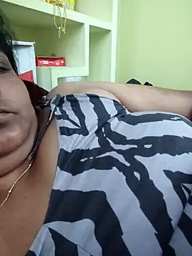 navyasree143 online show from March 20, 2026, 4:46 am