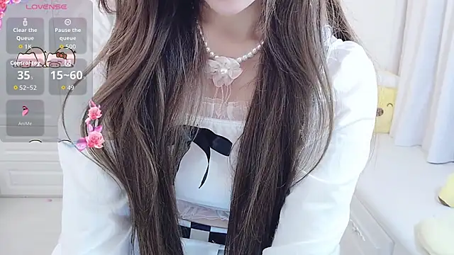 Snapshot of Coco-Di chatting on October 22, 2025, 2:49 pm Coco-Di online show from October 22, 2025, 2:49 pm