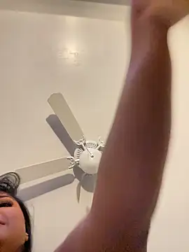 pmonie online show from November 28, 2025, 2:06 pm