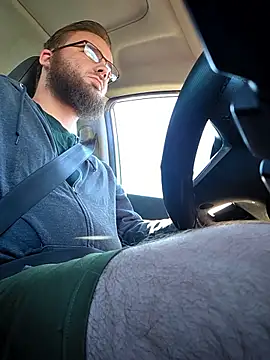 bear8t online show from May 13, 2026, 2:57 pm
