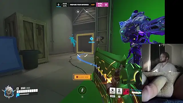 Snapshot of bear8t chatting on November 17, 2025, 3:49 pm bear8t online show from November 17, 2025, 3:49 pm