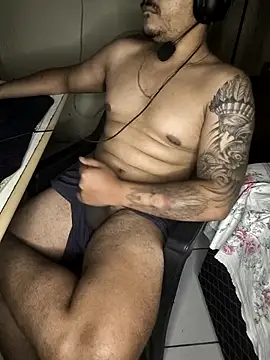 gtzmoreno online show from March 11, 2026, 1:43 am