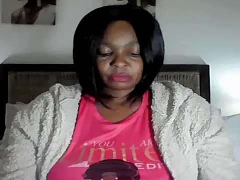 Snapshot of Blacksashaxx chatting on July 6, 2026, 5:48 pm Blacksashaxx online show from July 6, 2026, 5:48 pm