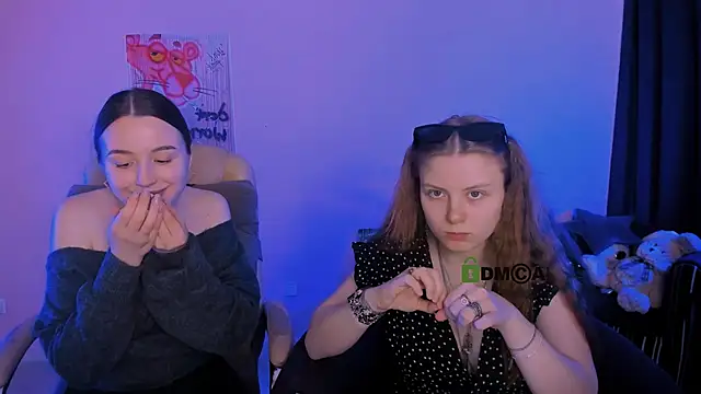 Snapshot of leslie_bird chatting on November 12, 2025, 1:26 pm leslie bird online show from November 12, 2025, 1:26 pm