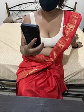 Snapshot of prernasingh2025 chatting on October 5, 2025, 5:53 am prernasingh2025 online show from October 5, 2025, 5:53 am