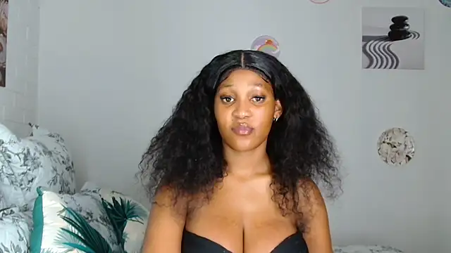 Snapshot of ConnieSmall24 chatting on June 20, 2026, 11:10 pm ConnieSmall24 online show from June 20, 2026, 11:10 pm