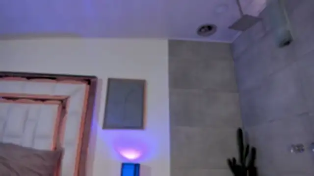 Snapshot of Violeta_dh chatting on November 13, 2025, 12:42 pm Violeta dh online show from November 13, 2025, 12:42 pm