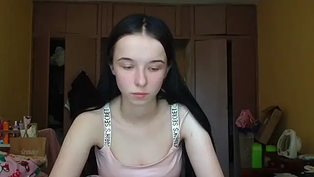 Snapshot of Emilia_Light chatting on May 30, 2026, 8:53 am Emilia Light online show from May 30, 2026, 8:53 am