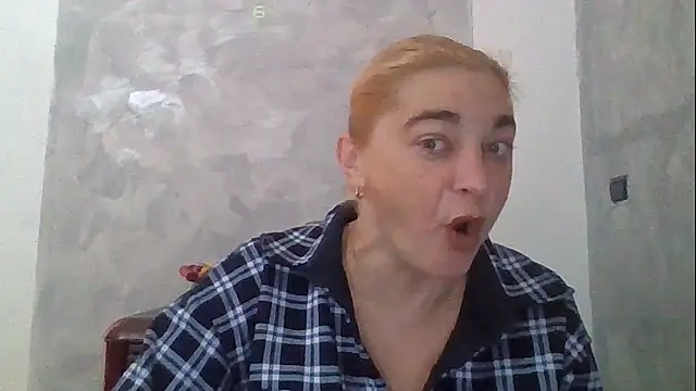 GoldenAngelMilf online show from January 9, 2026, 9:05 am