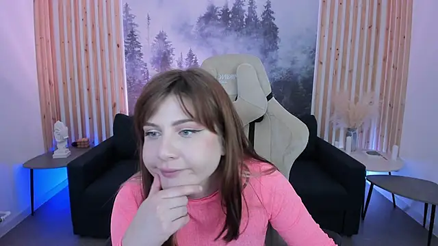 FameyBlum online show from October 14, 2025, 8:48 am