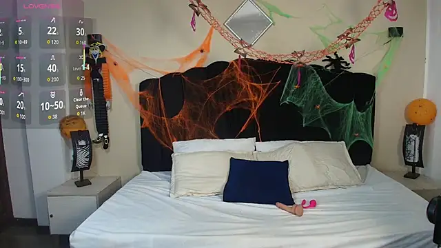 GabySweett  online show from October 29, 2025, 12:04 pm