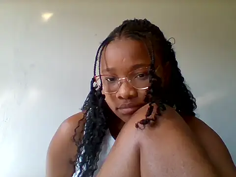 SugarSpiceXXX online show from October 21, 2025, 6:35 am