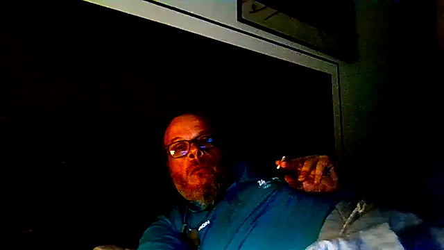 Snapshot of ilmilanese76 chatting on March 14, 2026, 12:27 am ilmilanese76 online show from March 14, 2026, 12:27 am