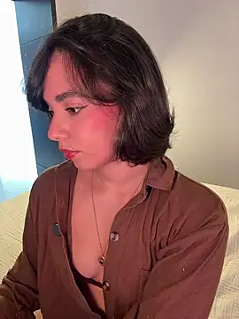 Snapshot of Capricho_01 chatting on July 16, 2026, 7:11 pm Capricho 01 online show from July 16, 2026, 7:11 pm